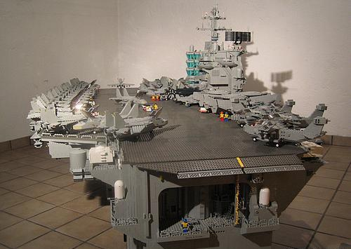 lego_aircraft_carrier1